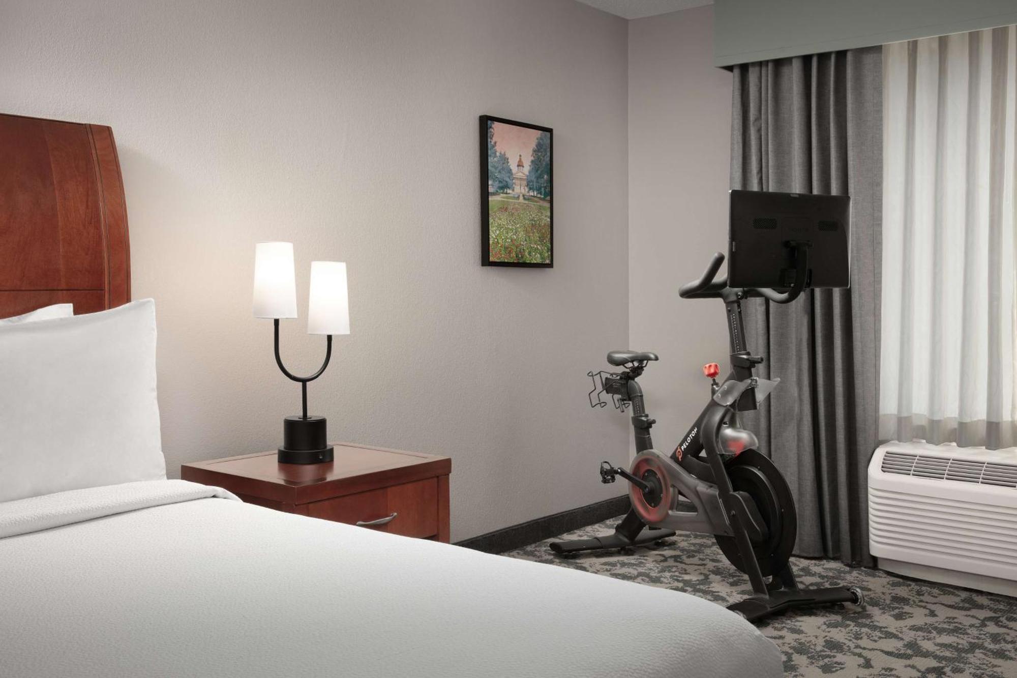 Hilton Garden Inn Columbia/Harbison Экстерьер фото