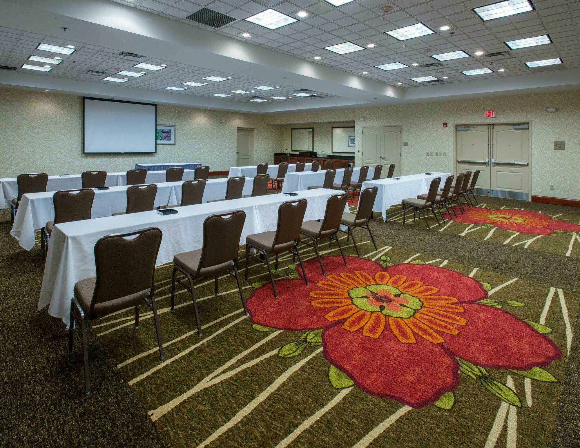 Hilton Garden Inn Columbia/Harbison Экстерьер фото